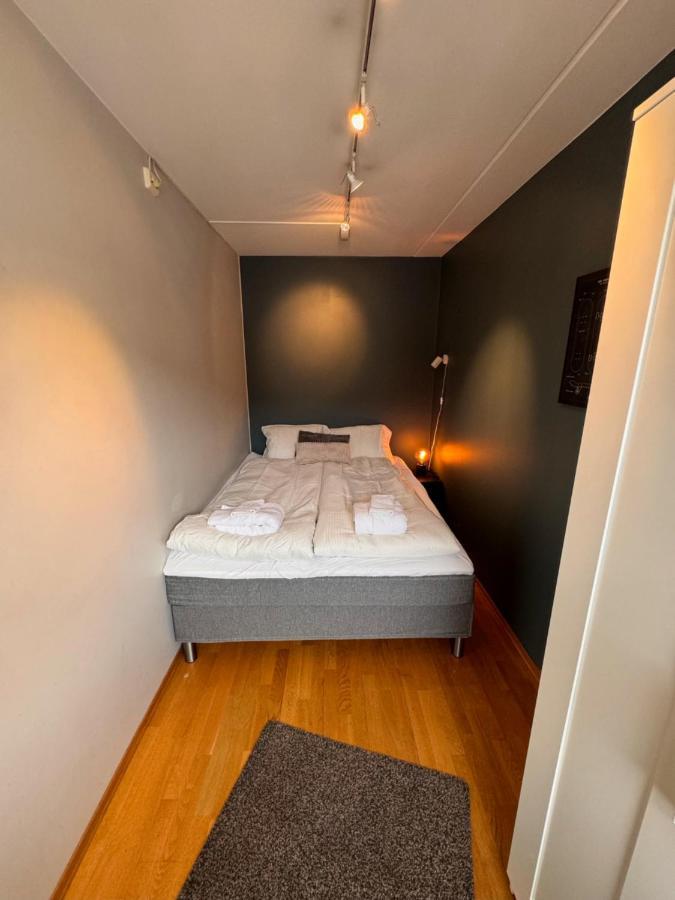 Super Central 3-Bedroom Apartment Осло Екстер'єр фото